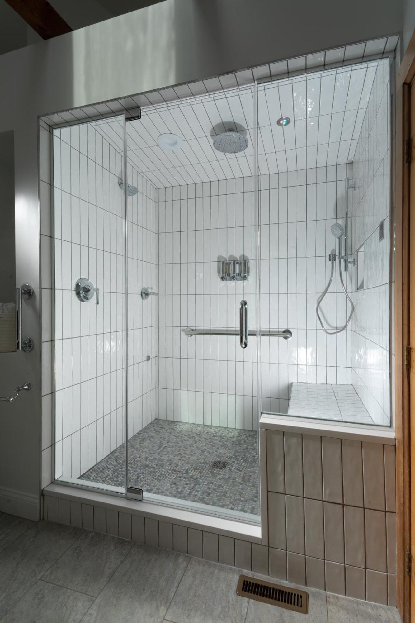 Riverboat Suites Галена Екстериор снимка